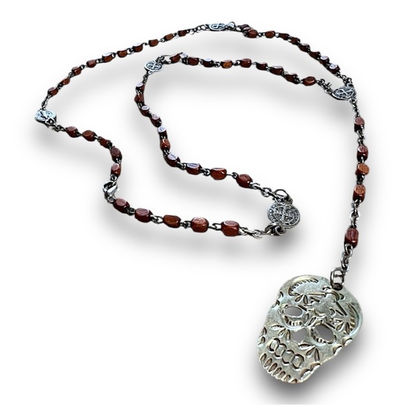 💀 🎃Silver-tone and brown bead necklace 17” - Picture 13 of 16